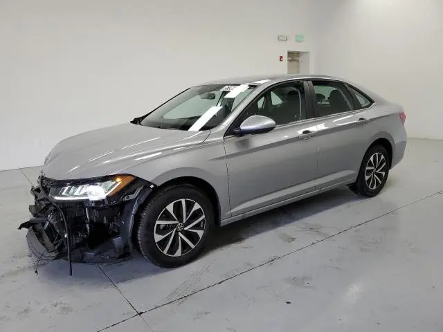 3VW5X7BU1SM022631