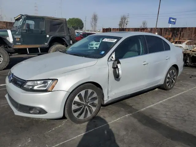 3VW637AJ1DM212200