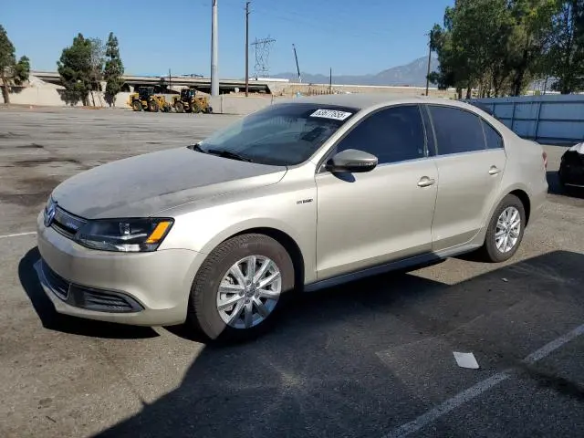 3VW637AJ1EM214577