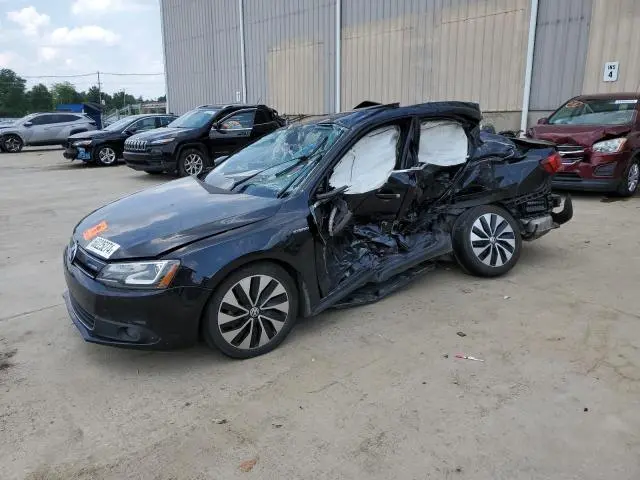 3VW637AJ2DM217695