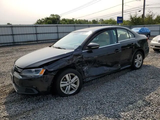 3VW637AJ2EM284122