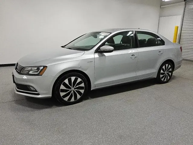 3VW637AJ2FM417348