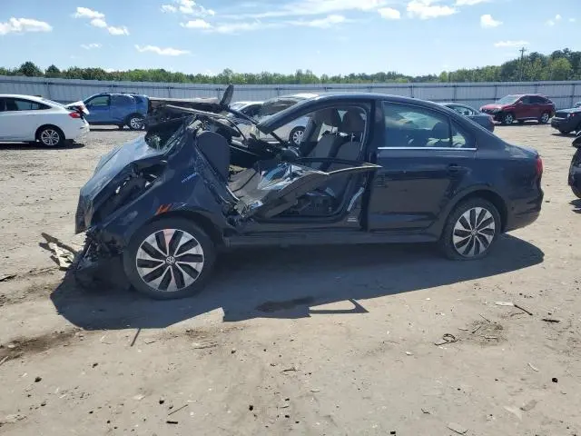 3VW637AJ4DM225118