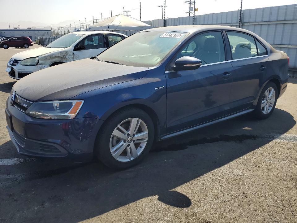 3VW637AJ4DM226754