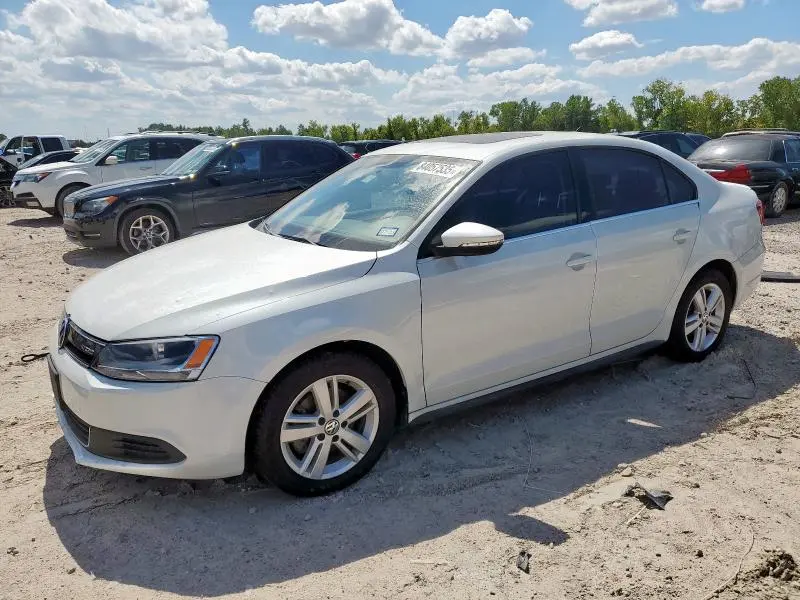 3VW637AJ4DM284167