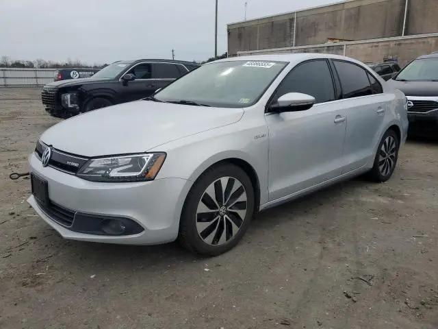 3VW637AJ4DM305194