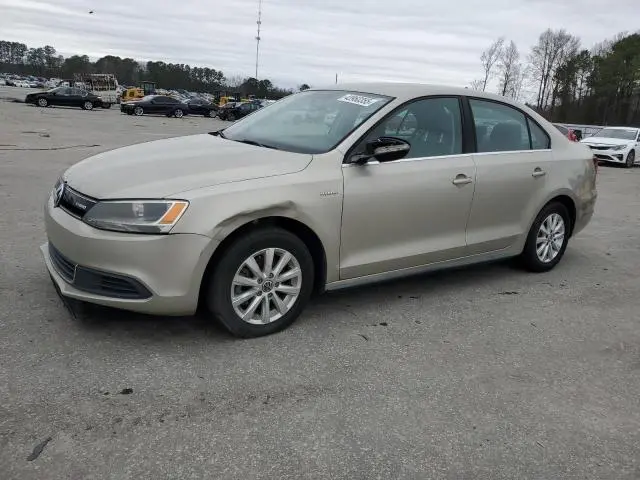 3VW637AJ4DM307043