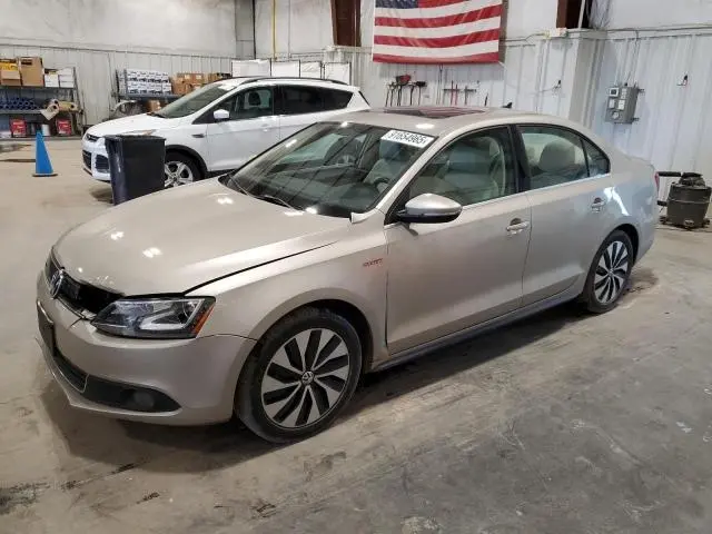 3VW637AJ8DM306168