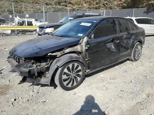 3VW637AJ9EM224838