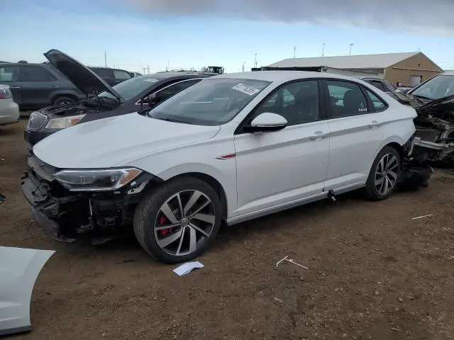 3VW6T7BU1MM104359