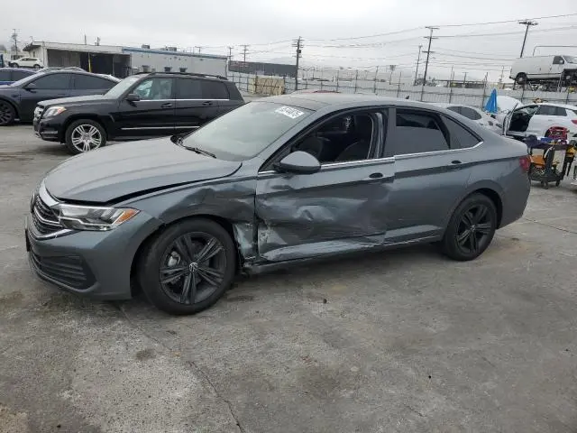 3VW7M7BU0PM052096