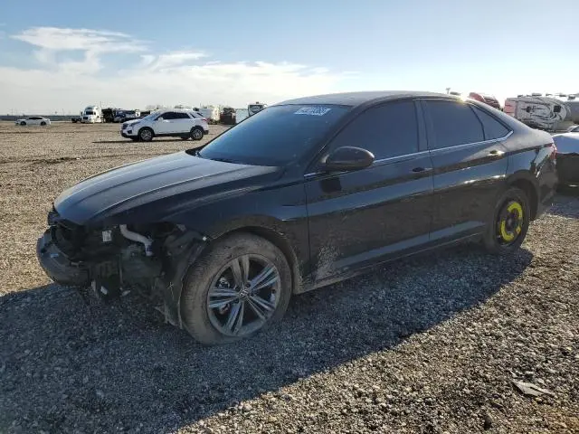 3VW7M7BU0RM064851
