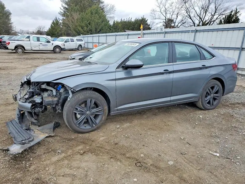 3VW7M7BU0RM081861