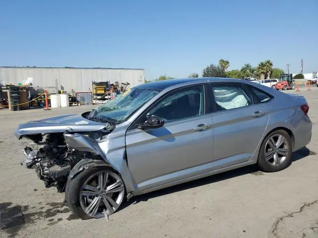 3VW7M7BU0RM083870