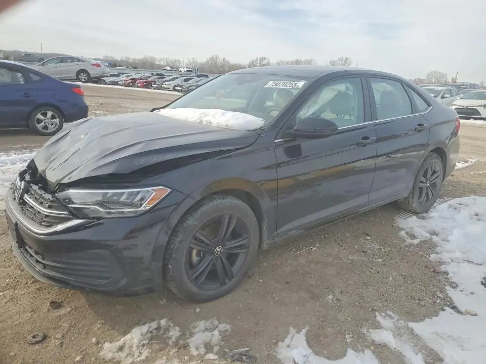 3VW7M7BU1RM039327