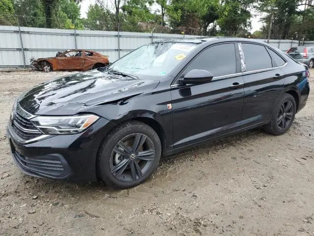3VW7M7BU1RM050635