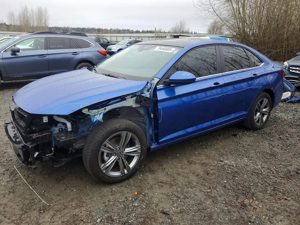 3VW7M7BU1RM077611