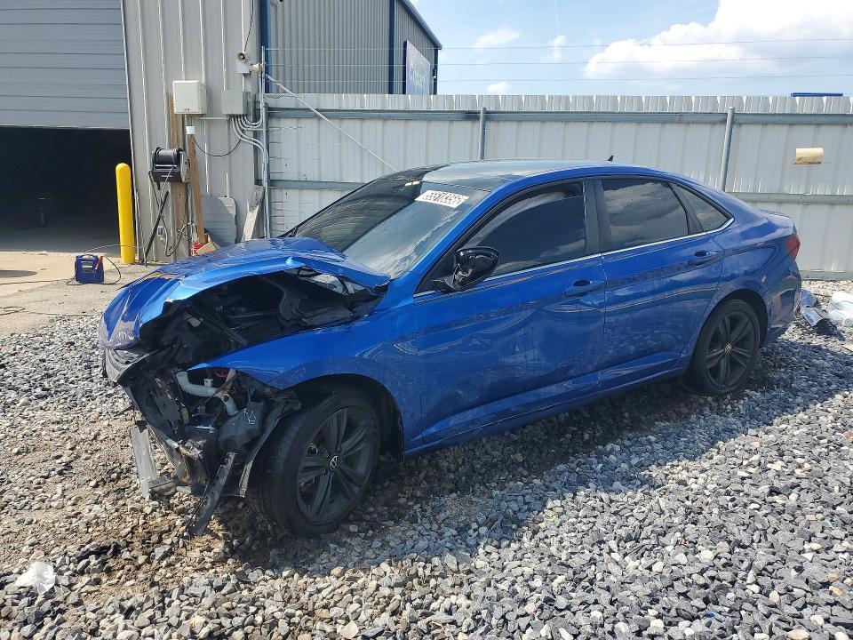 3VW7M7BU2PM010772