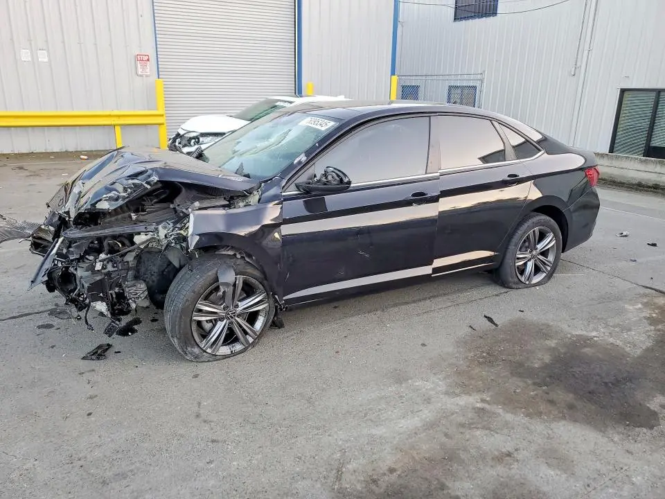 3VW7M7BU3PM051783