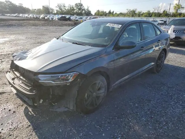 3VW7M7BU3RM003915