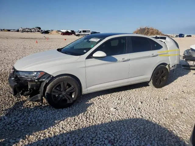 3VW7M7BU4RM074153
