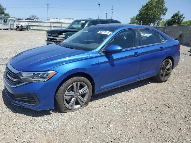 3VW7M7BU4RM097495