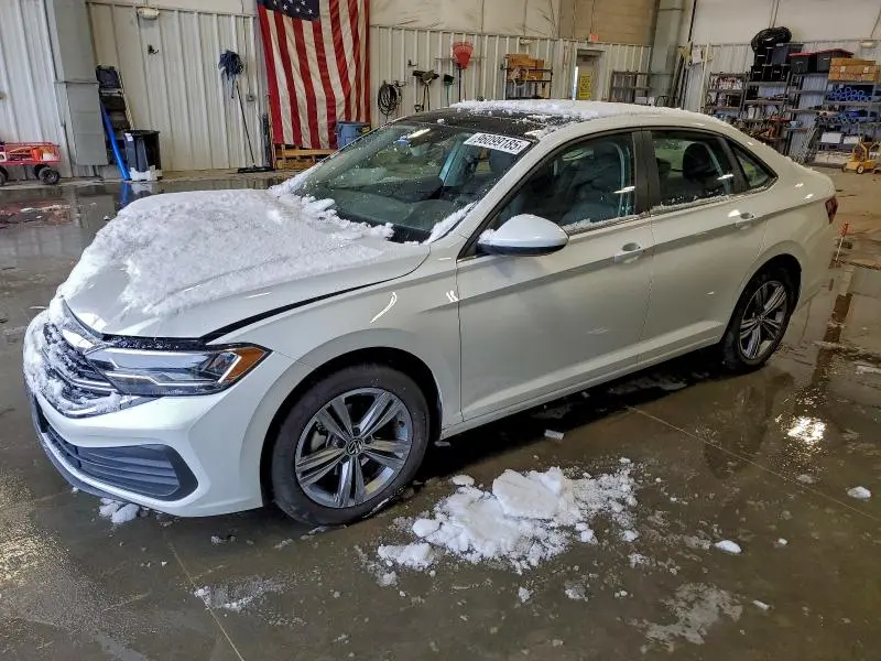 3VW7M7BU5PM054166