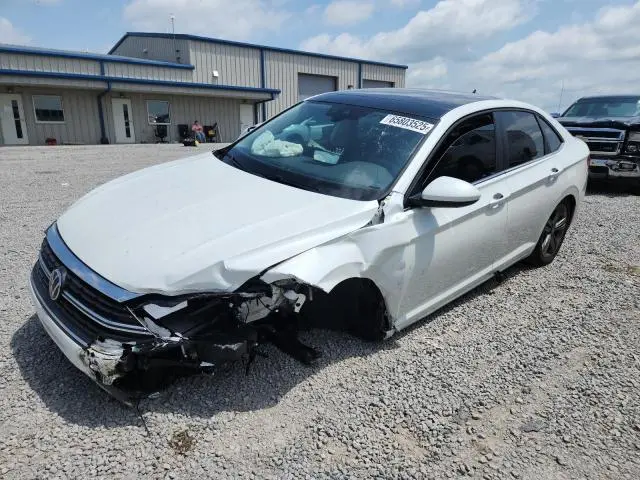 3VW7M7BU5RM031005