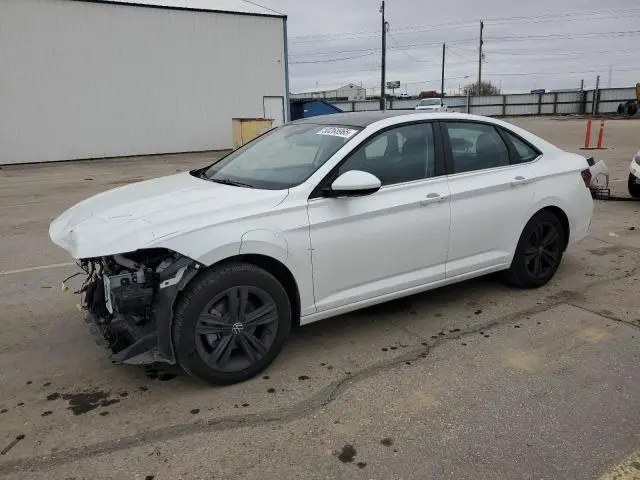3VW7M7BU7RM023276