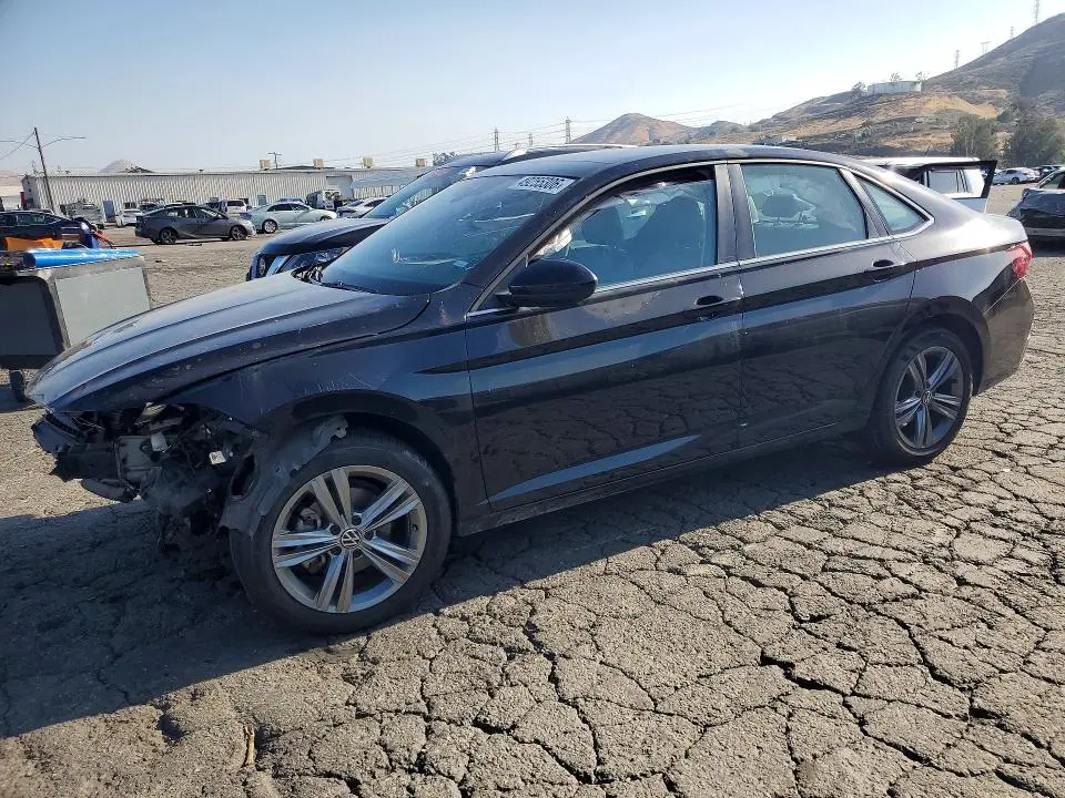 3VW7M7BU7RM024444