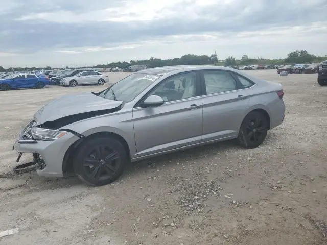3VW7M7BU7RM036724