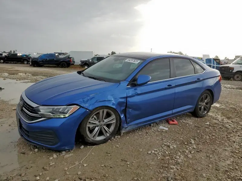 3VW7M7BU7RM076138