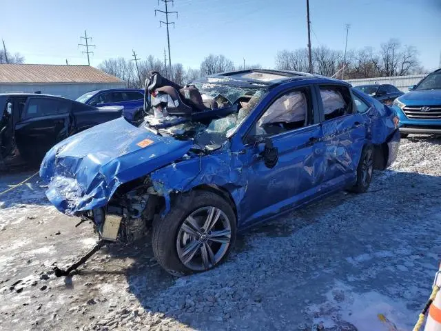3VW7M7BU8RM037090