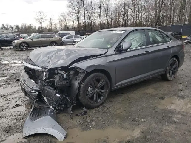 3VW7M7BU8RM050373