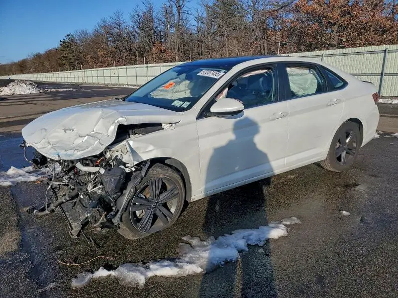 3VW7M7BU8RM094681