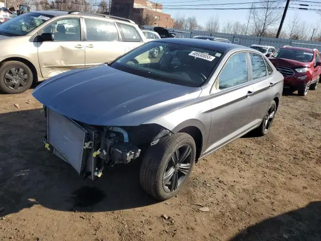 3VW7M7BU9NM001385