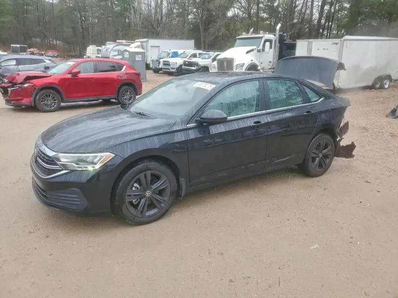 3VW7M7BUXRM031551