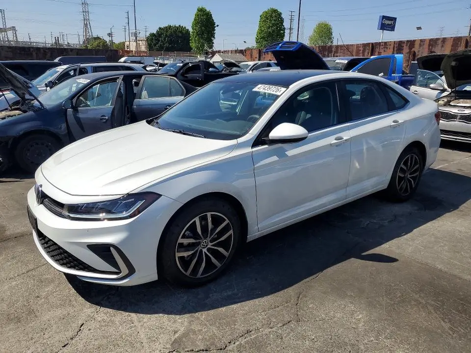 3VW7W7BU2TM015636
