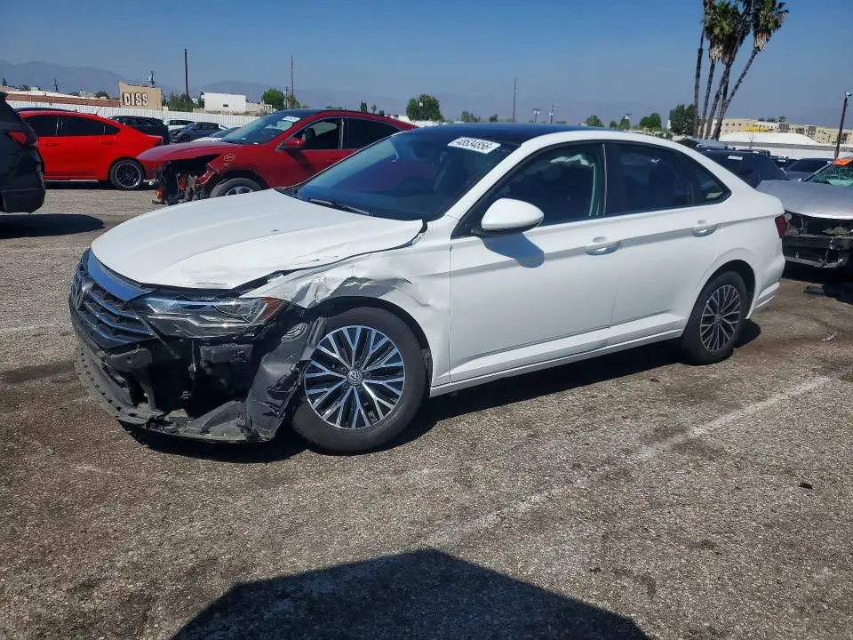 3VWC57BU2KM037944
