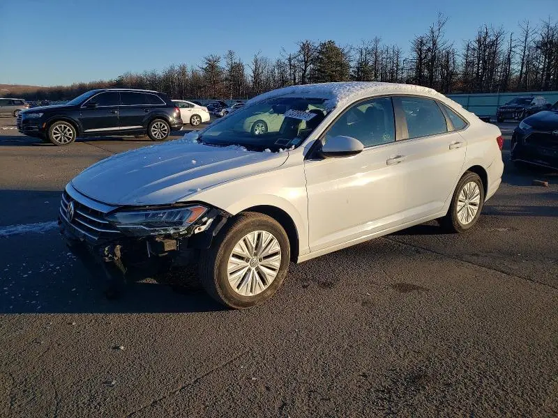 3VWC57BUXKM109957