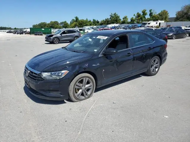 3VWC57BUXMM060424
