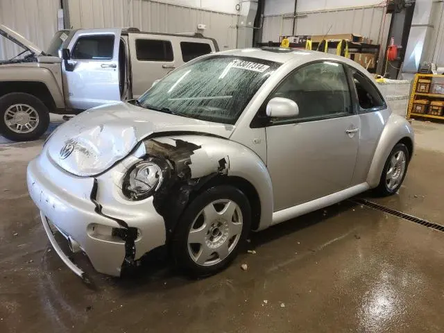 3VWCA21C2YM415437