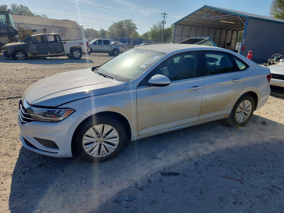 3VWCB7BU0KM132012