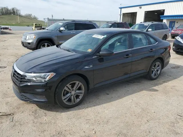 3VWCB7BU0KM263344