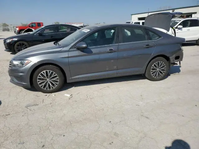3VWCB7BU1KM176231