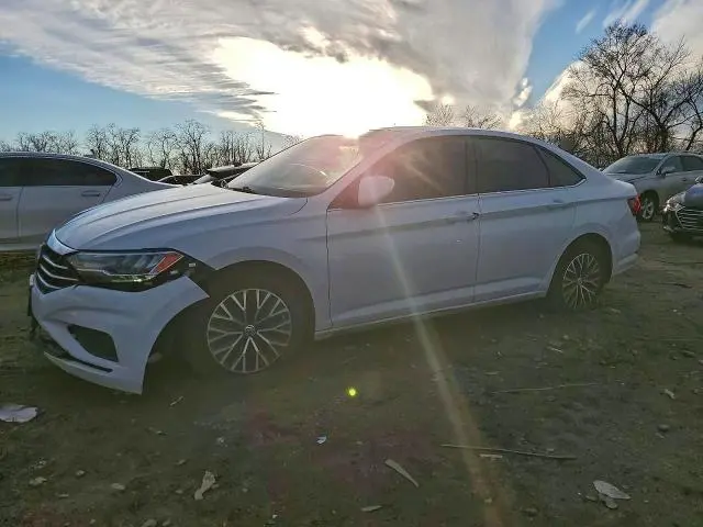 3VWCB7BU2LM051689