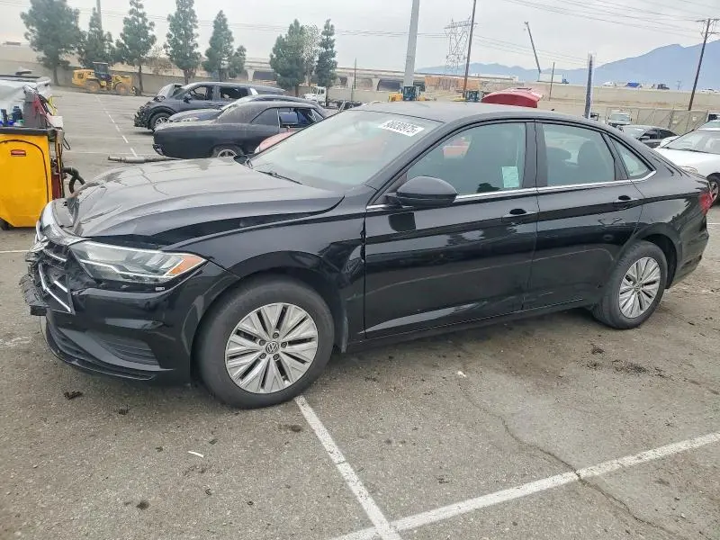 3VWCB7BU2LM070369