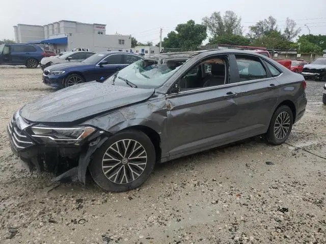 3VWCB7BU3KM217622