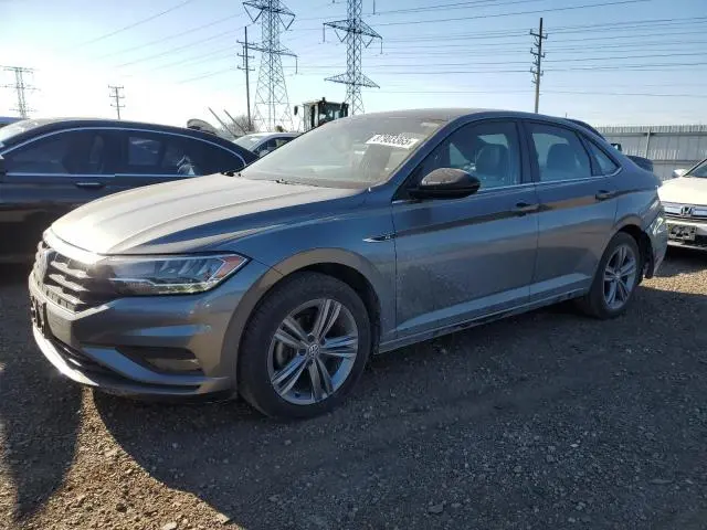 3VWCB7BU3KM219032
