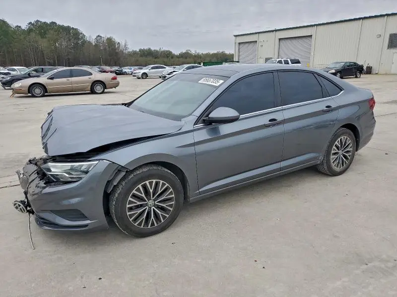 3VWCB7BU4KM185456